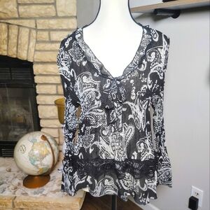 Robbie Bee Black and White Paisley Blouse